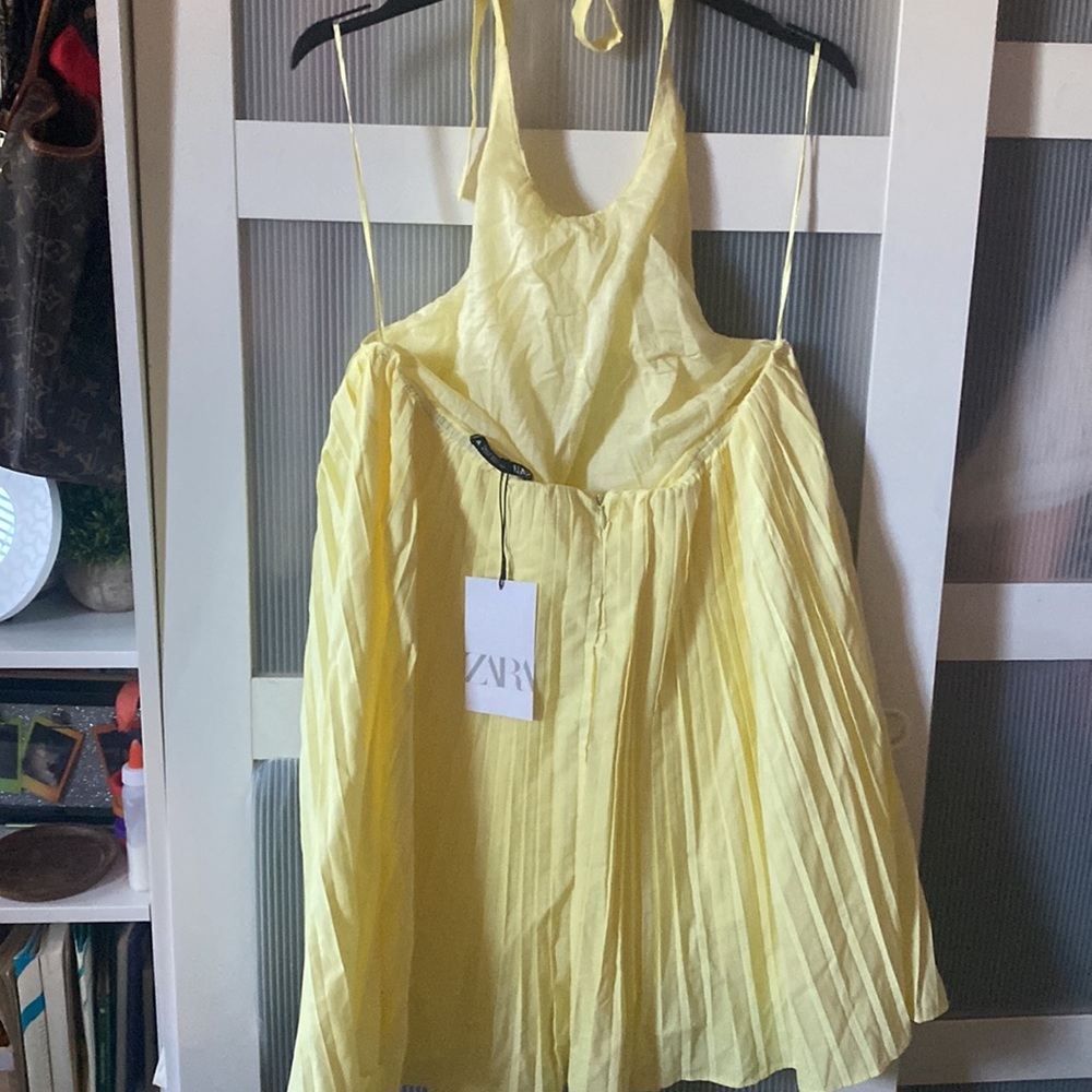 Dress - Picture 2 of 2